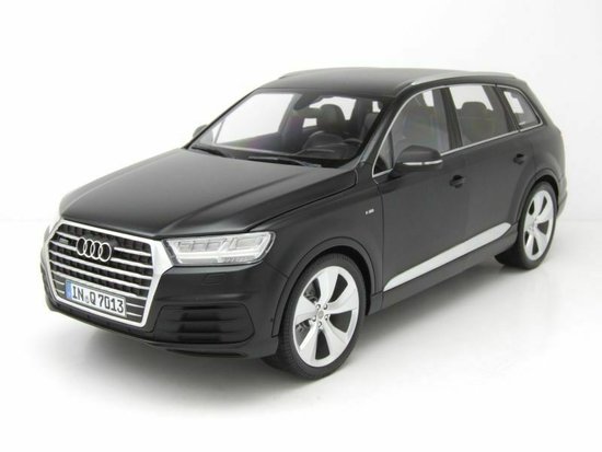 AUDI - Q7 2015 schwarz